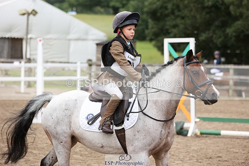 240822X-092405-00496 - 40cm R1 8.30 to 9.30