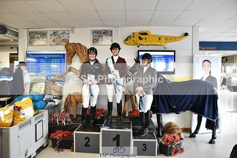 250215-153802-04503 - Medium Gold Presentations