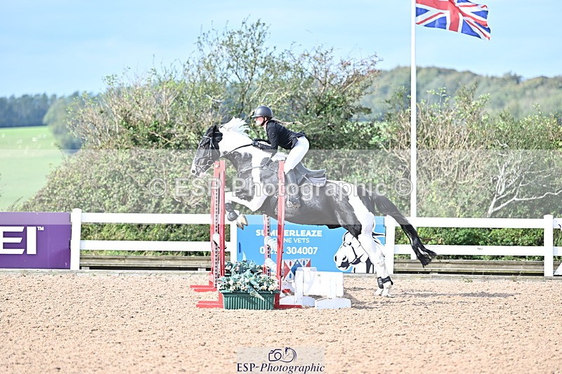 241004A-115444-01723 - Fri 08 85cm Amateur Quals