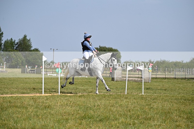 WJ6_2121 - 60cm XC Time 13:54 to 14:20