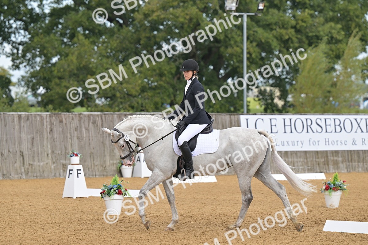 SBM_03813 - D2 - Small Tour Championship Intro 2