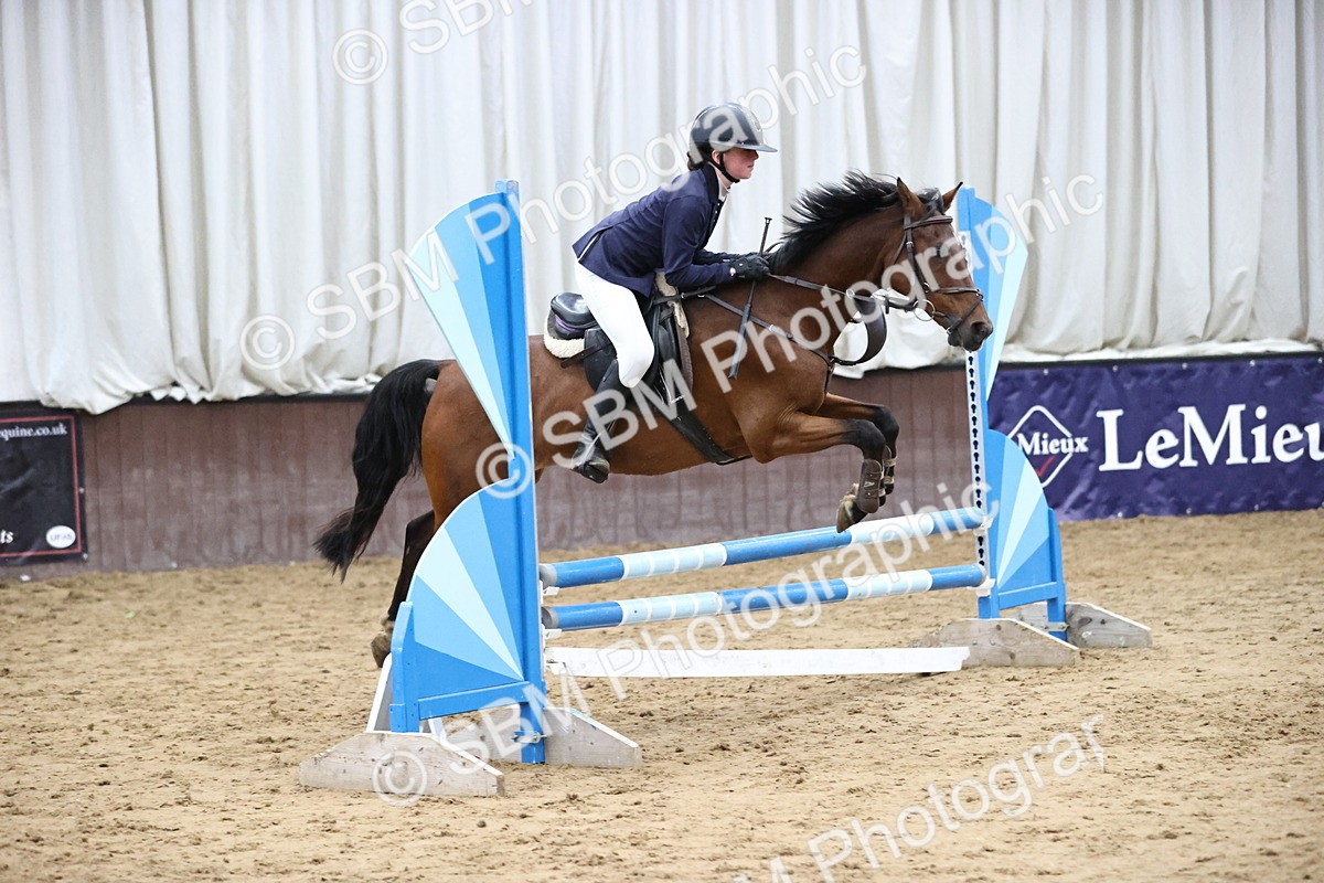 SBM_001429 - Class 5 - Henlow Veterinary Hospital 70cm