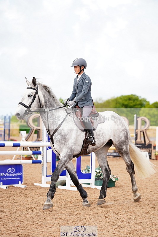 240526A-104416-07626 - Cls 26 Chard Equ 1.05m and 1.10m Grand Prix