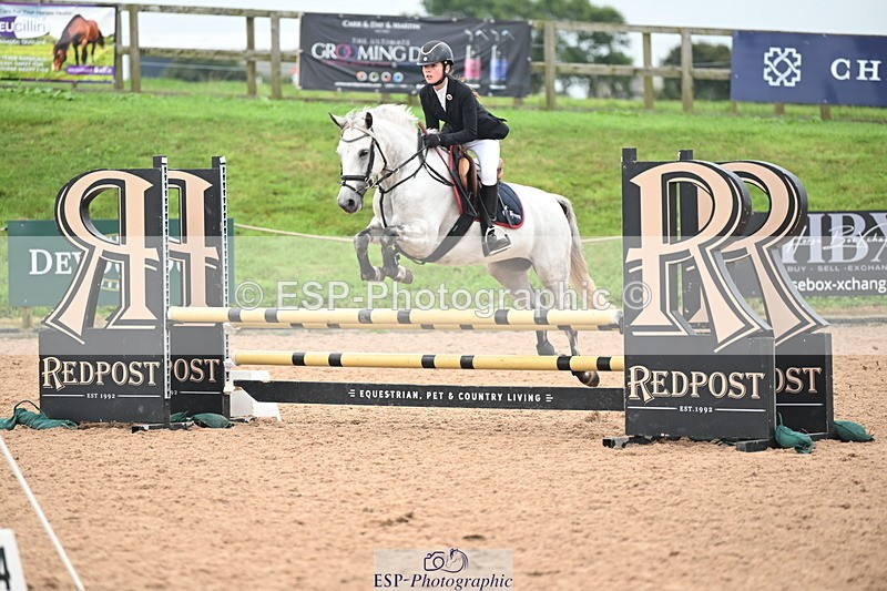 240907A-123317-01671 - Cls 3 Pony Medium Team 80cm & 90cm