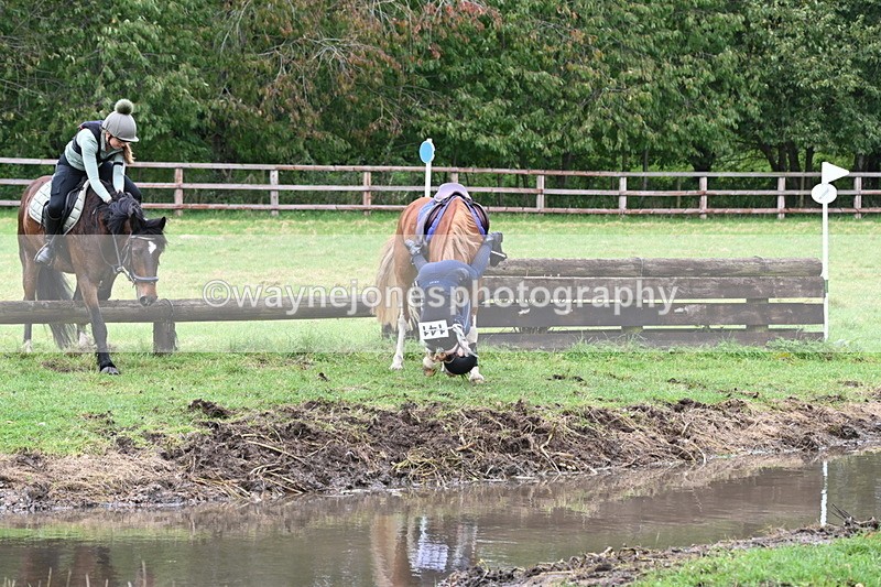 WJ6_5872 - Time at Photographer 12:31 to 12:40