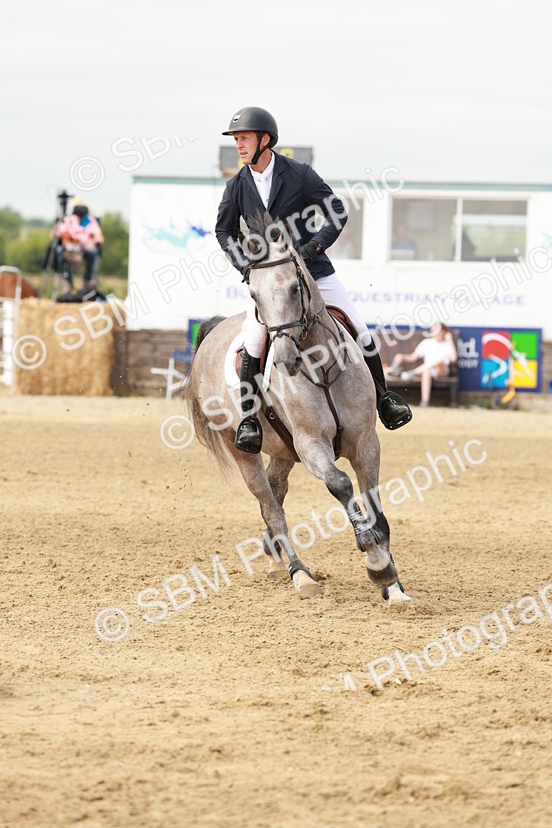 SBM_016876 - Class 20 - Senior Newcomers - 1.10m