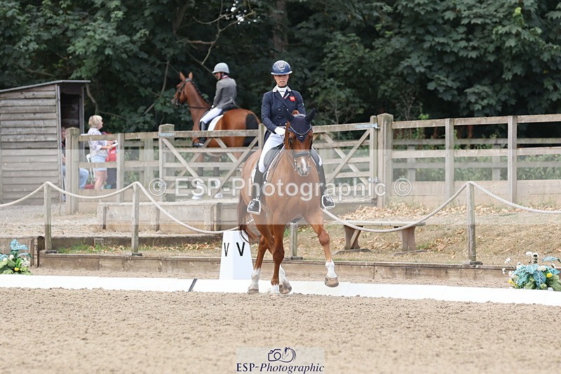 250809A-111859-02740_099-MissHannahBiggsDutchHabourH - 077-704-2164