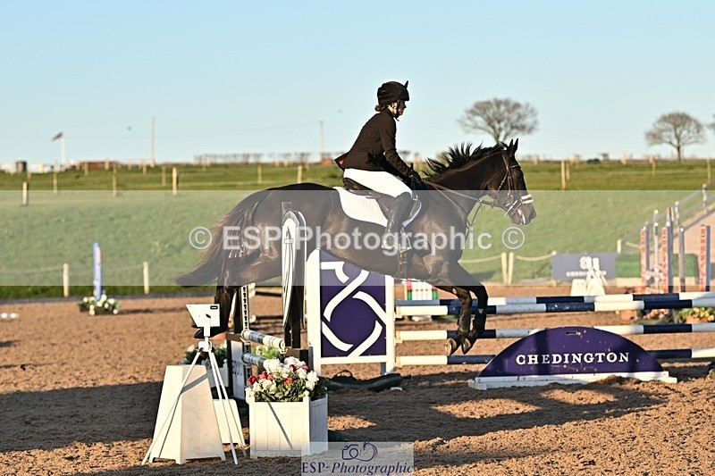 250401-185326-00819 - 90cm Classes