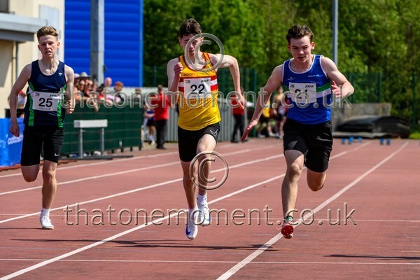 West25Sat-927257 - Track Male