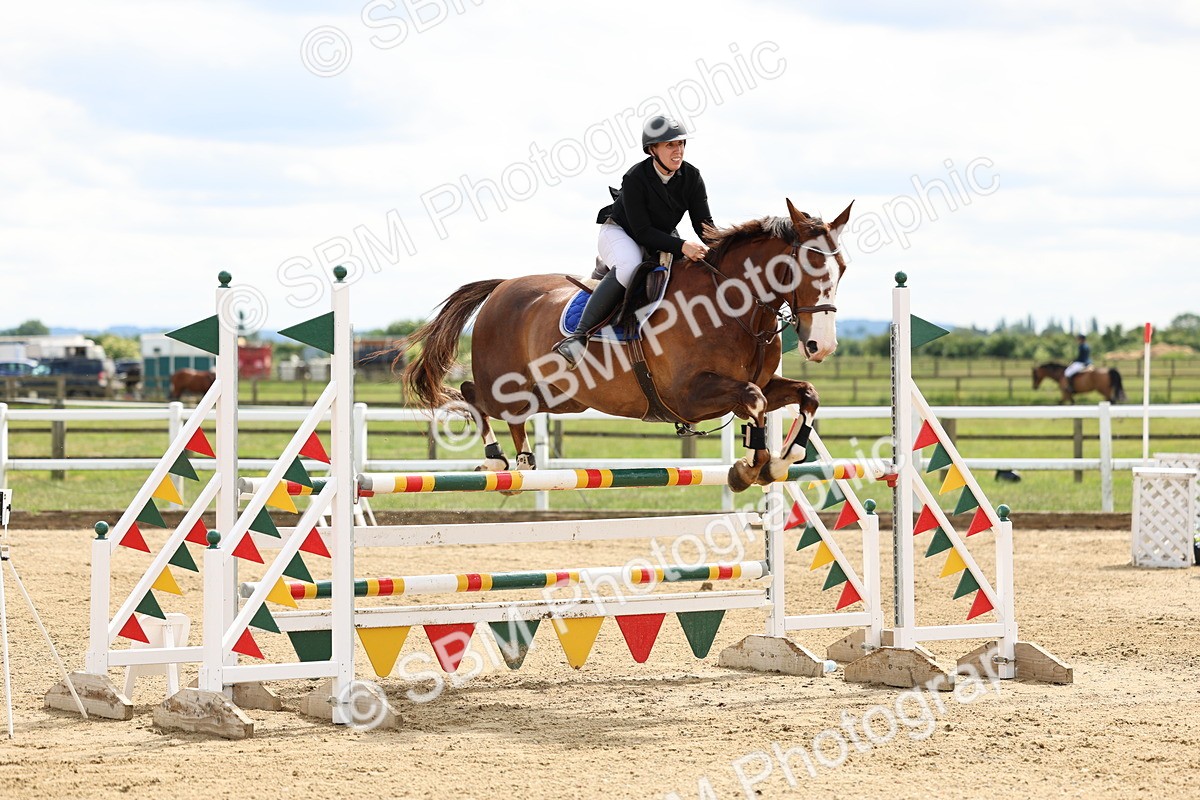 SBM_006032 - Class 19 - Senior Newcomers - 1.10m