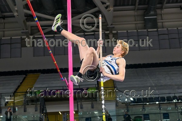 SenInd26-810343 - Field Male