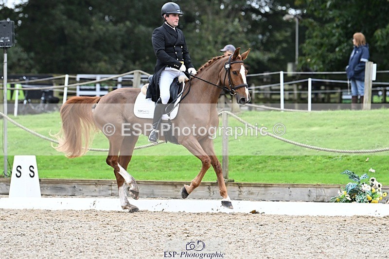 231019-150028-04345 - 059-MINNIE.MANOEUVREZ-Mark.Ford-DR