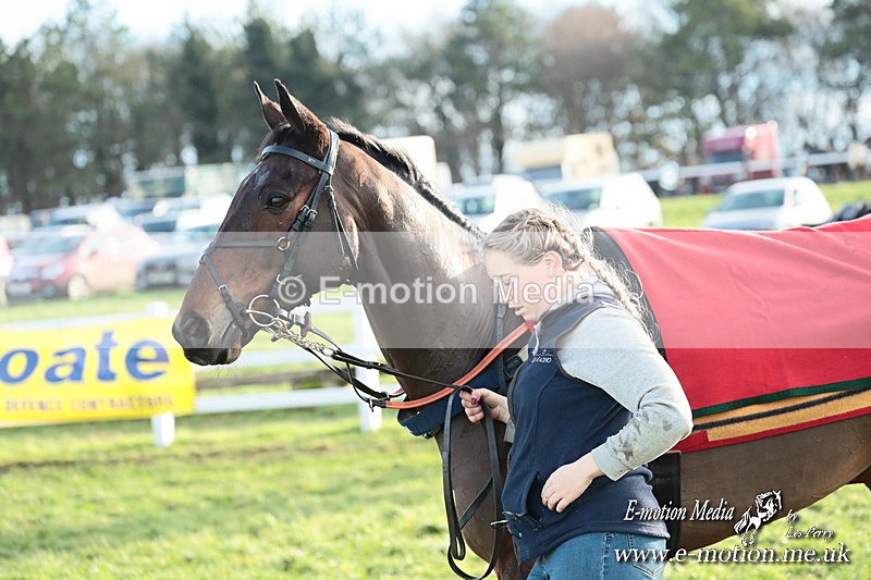 PtP 141225  1945 - New Forest Hounds PtP Larkhill 14/12/25