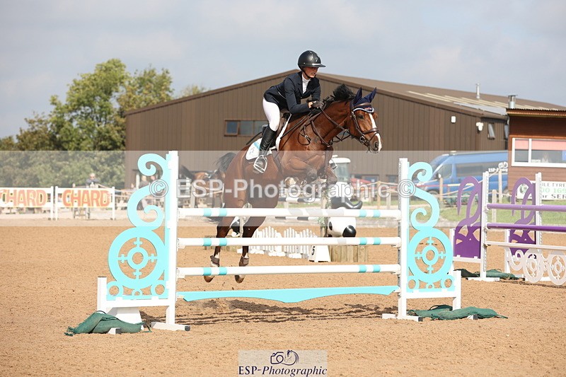 230915A-111212-01665 - Cls 2 Snr Foxhunter