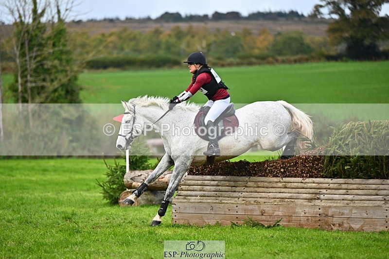 251025A-134353-20424 - F-476-Romellie.Brown