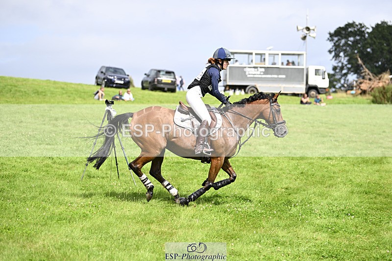 240804-153549-18326 - 652-Tessa_Arthur-FIDGET