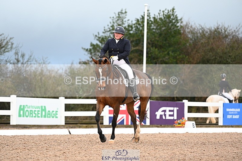 240218A-093852-05177 - 201-Emily.farleigh-Wake.up