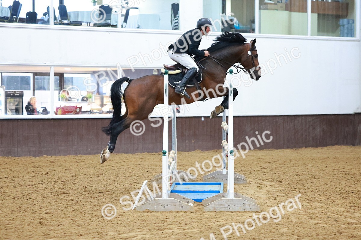 SBM_002207 - Class 5 - Senior Foxhunter 1.20m