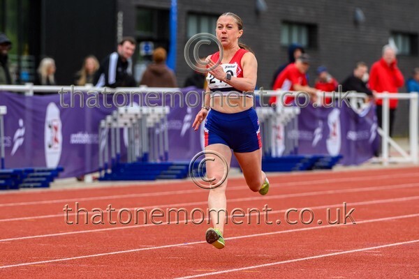 ComMast25-929863 - Track Female Set Two