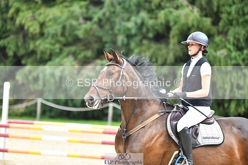 230820-113213-00570 - 1m - Round 1