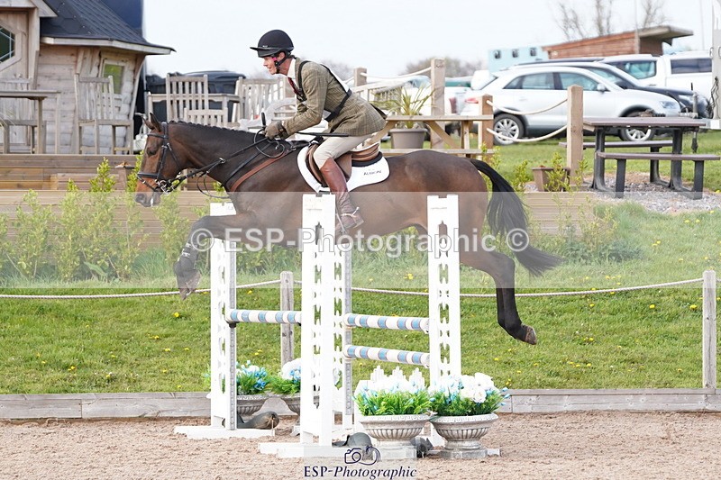 250419-171830-14060 - 909-William.Fox-Pitt-GRANSTOWN.STAR.LOVE