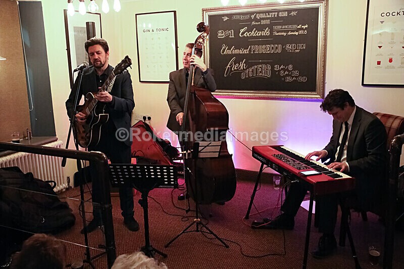 NKC-28 - Denny Illet and chums plays tribute to Nat King Cole