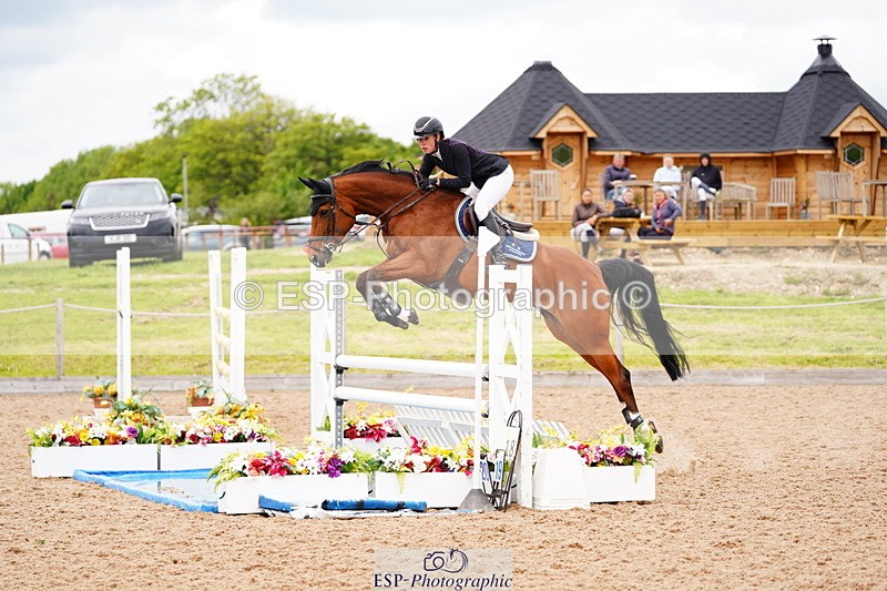 240524A-125652-03688 - Cls 16 Snr 1.20m Open