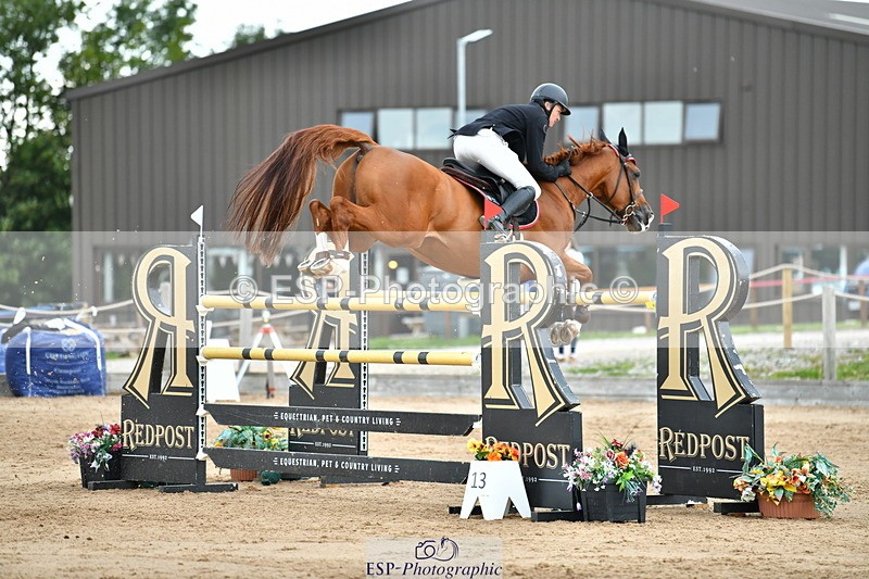 230720A-160522-04173 - Cls 9, 2 Star Big 1.40m Start to break