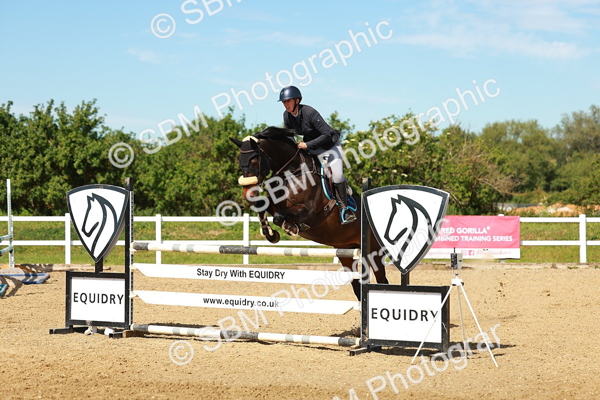 SBM_002727 - Class 4 - Senior Newcomers - 1.10m