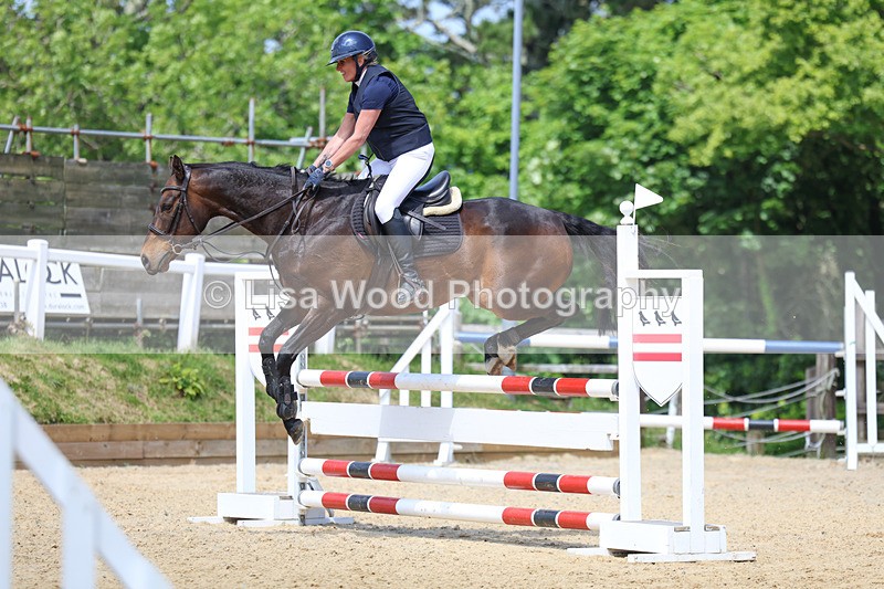 3E7A0324 - Class 10: Senior 95cm open