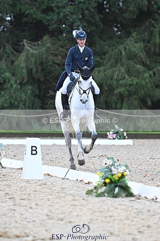 231019-094428-01196 - 027-IE.MR.MCGREGOR-Will.Furlong-DR