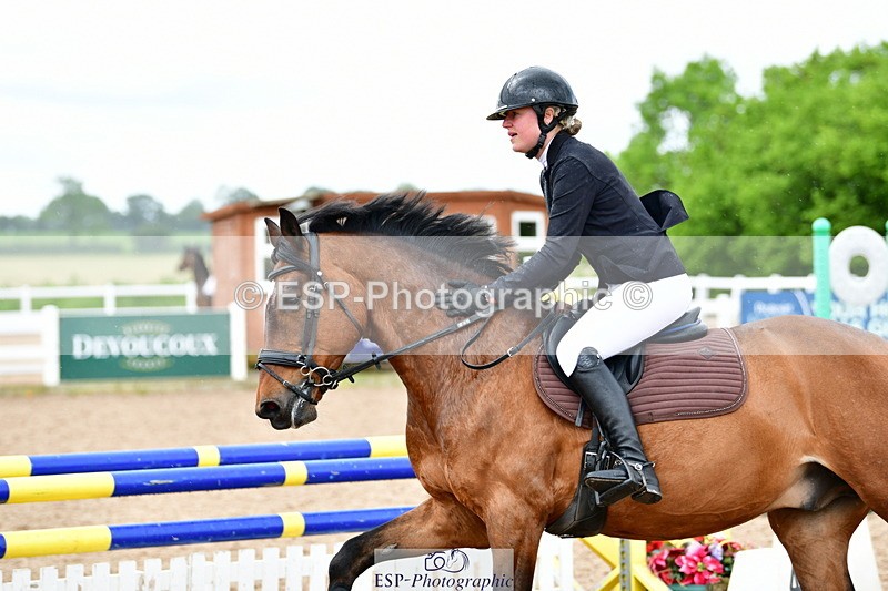 240526A-120920-07610 - Cls 31 85cm National Am Qualifier