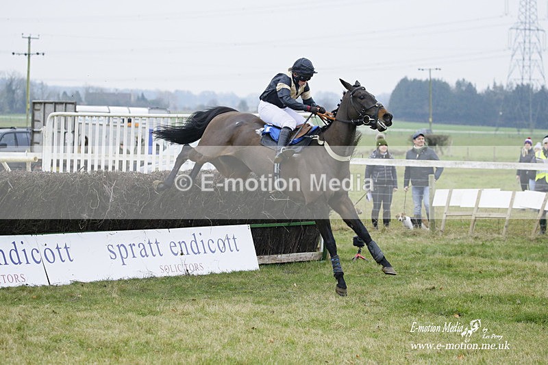 PtP 230122 364 - Cocklebarrow Races - Heythrop Hunt - 23/01/22