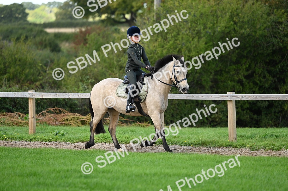 SBM_02566 - S3 - TSR Ridden Pony Showing