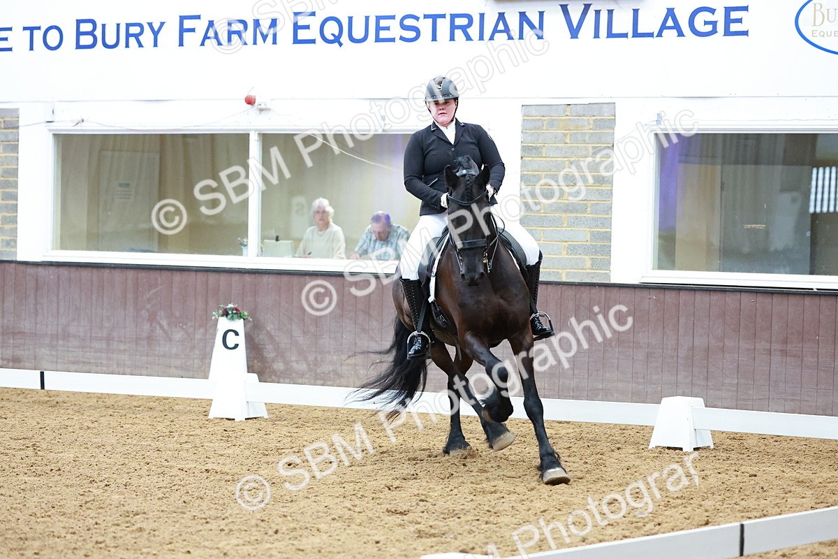 SBM_004041 - Class 12 - E2 Championship - 14.50-15.53