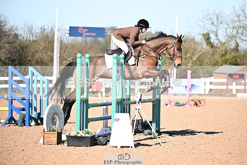 260318B-103909-00143 - Clear Round & Brit Nov 90cm