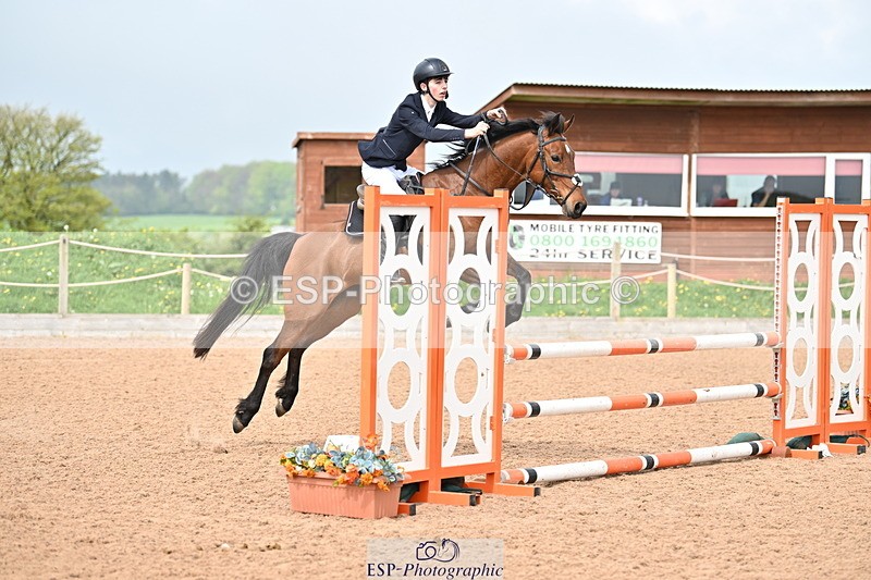 240506A-110038-08359 - Cls 3  Pony Discovery & 90cm Open