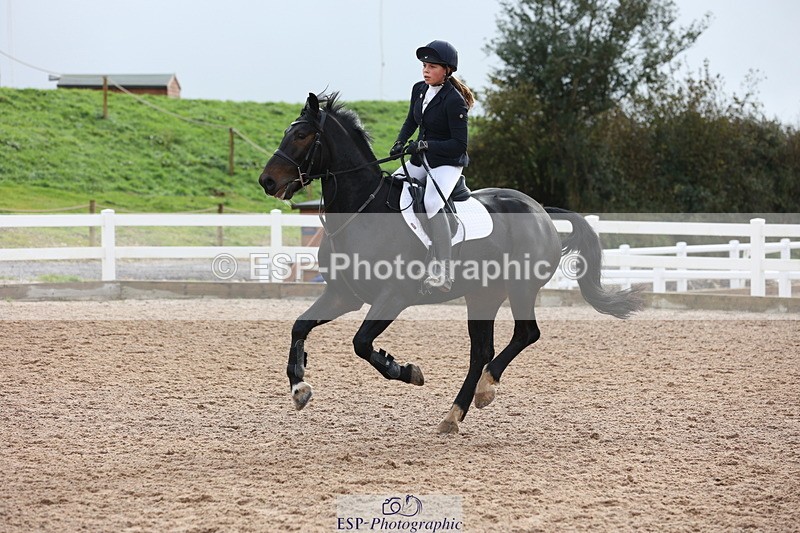 231112A-114327-03758 - Cls 18 Discovery & 1m Open