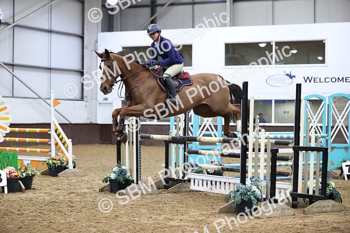 SBM_001700 - Class 4 - Senior Newcomers - 1.10m Open