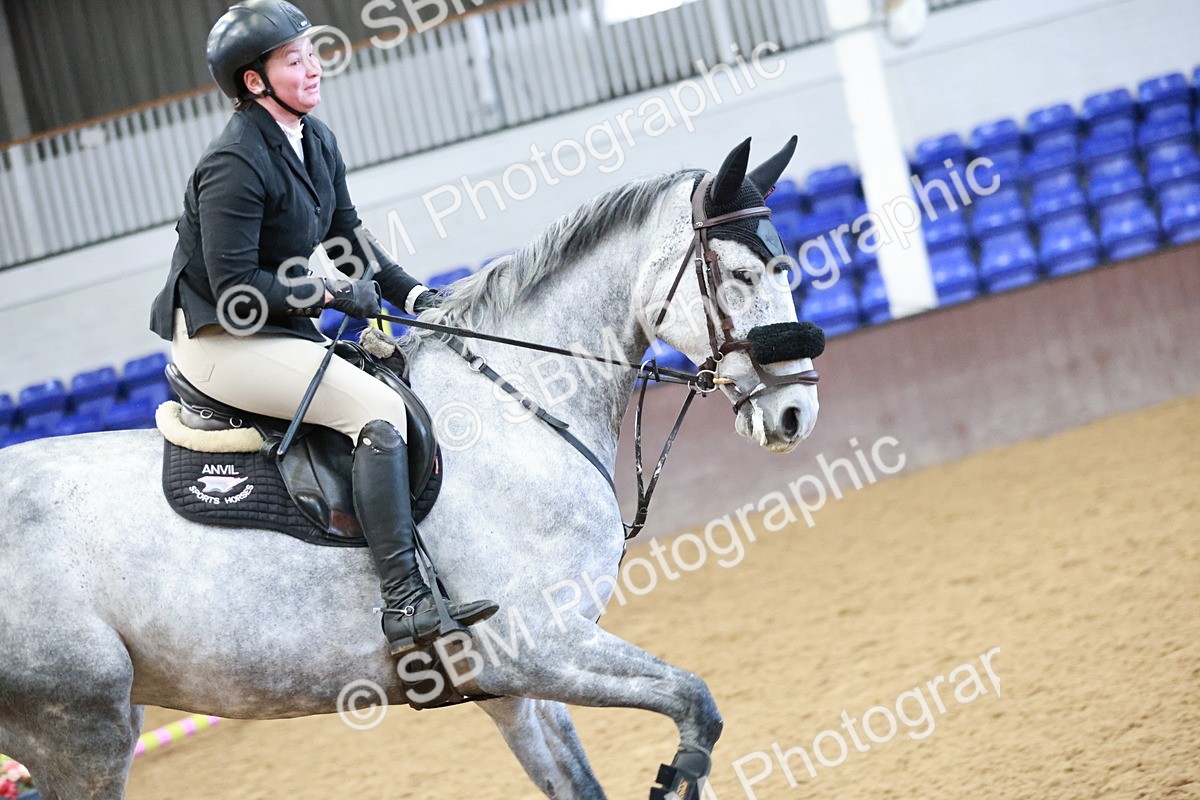 SBM_004217 - Class 11 - Senior Newcomers - 1.10m