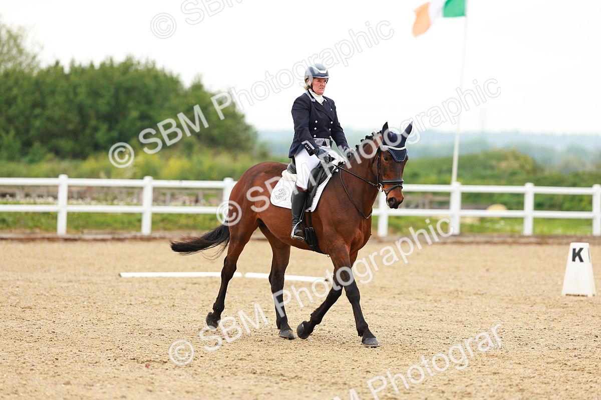 SBM_005016 - Class 16 - Novice 6