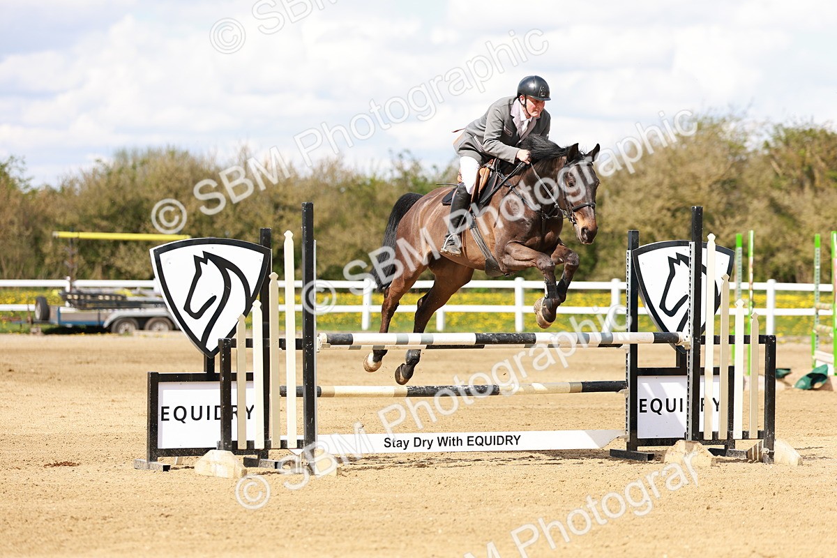 SBM_001909 - Class 4 - Senior Newcomers - 1.10m