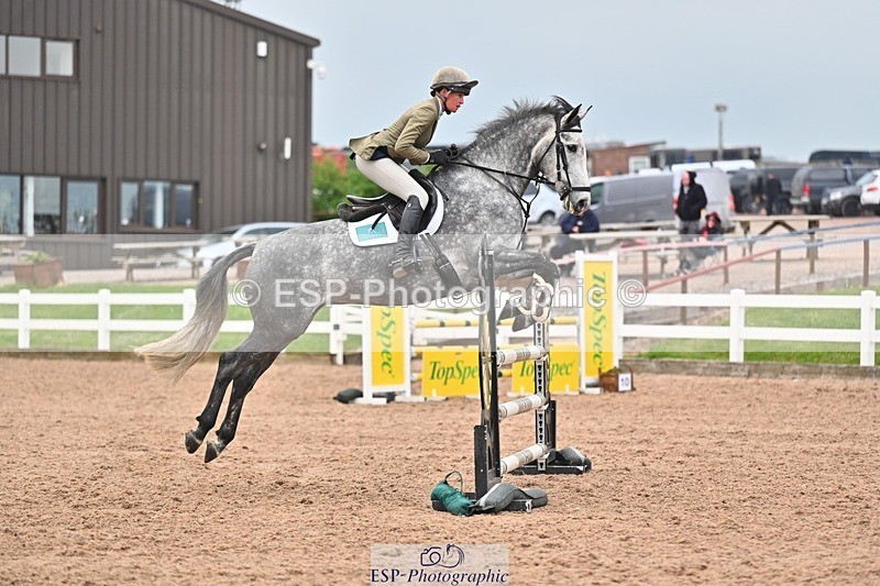 260508-090203-04307 - Cls 17 British Novice and 90cm Open