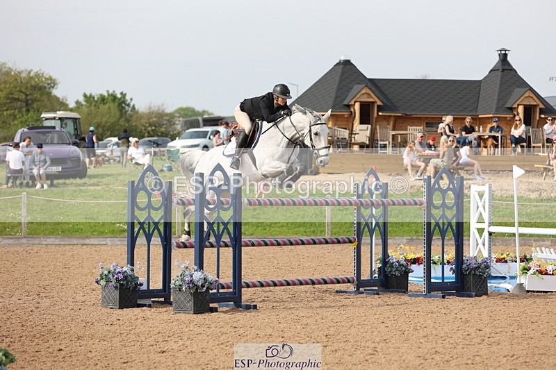 240511A-170530-15179 - Cls 38 National 1.40m Open