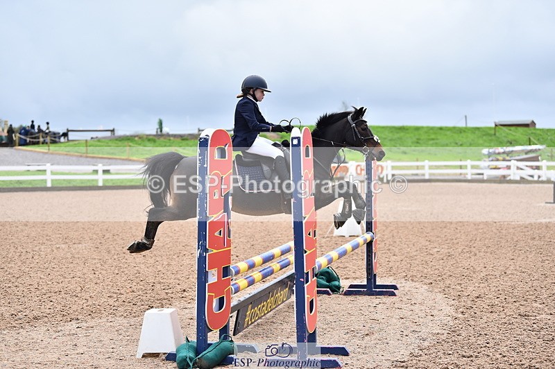 231029A-102740-02292 - 70cm Pony Intro