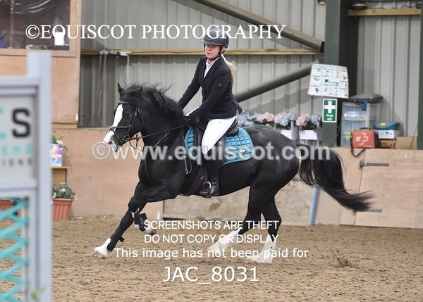 JAC_8031 - CLASS 4 NOVICE 50CM