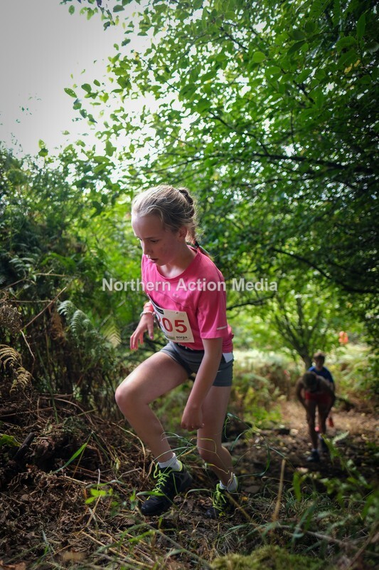 DSCF4627 - Reeth fell race age grades