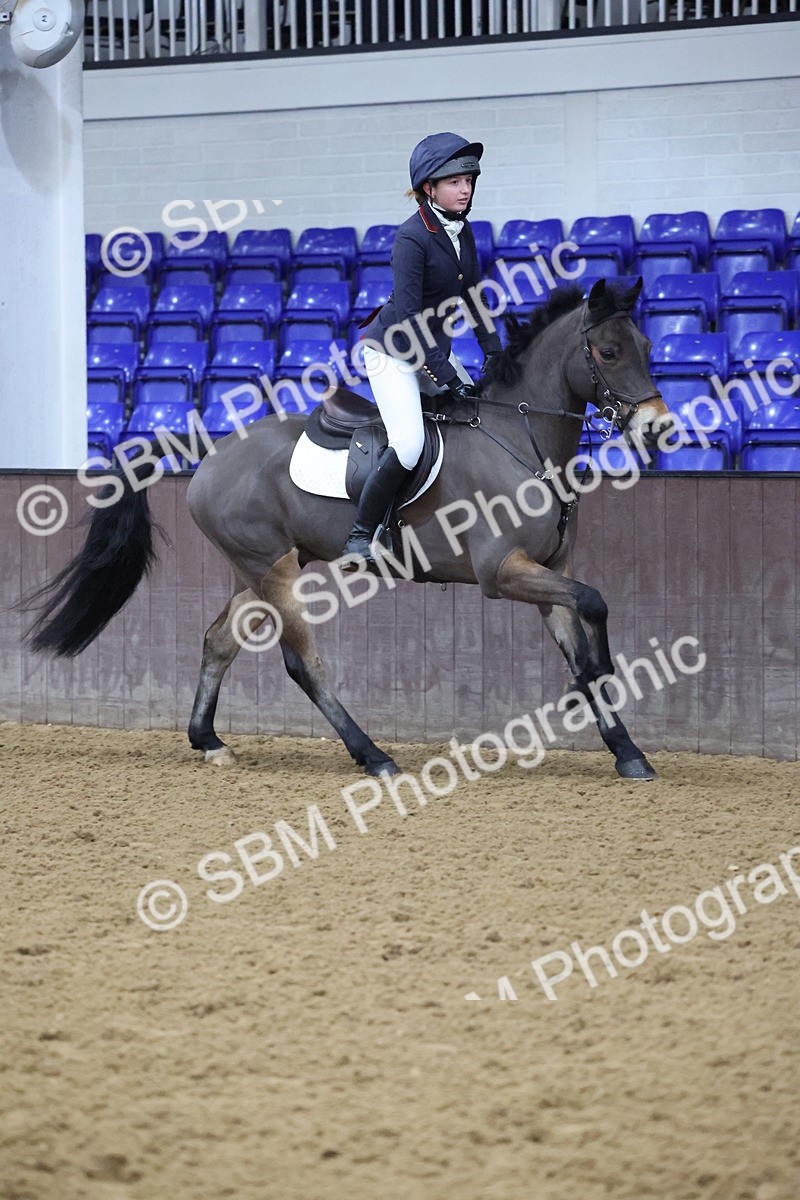 SBM_003201 - Class 11 - Blue Chip Pony Newcomers - 1.00m Open