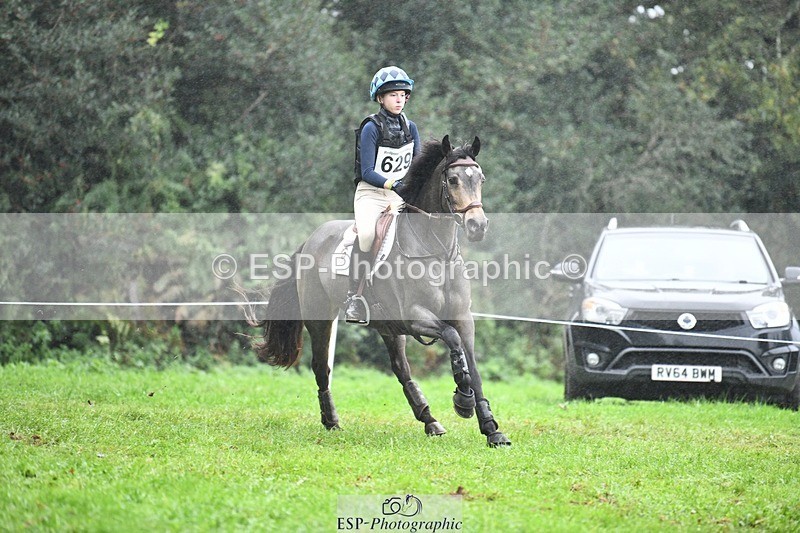 231021-102650-14154 - 629-DP.UK.DUN.SURPRISE-Isla.Kitson-SC+XC