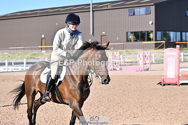 250708A-182155-00493 - 90cm Classes